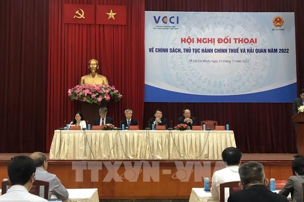 Nhiều doanh nghiệp gặp khó về dòng vốn do chậm được hoàn thuế