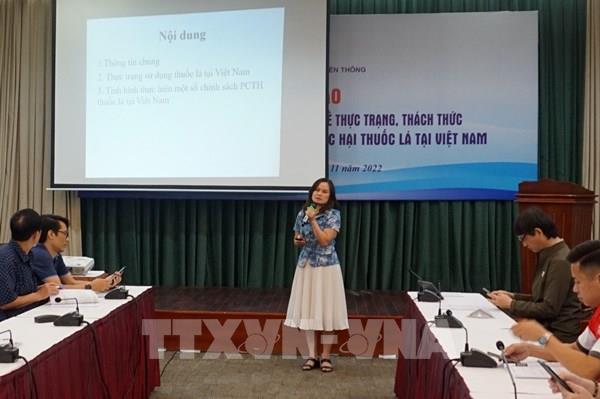 Xây dựng lộ trình tăng mức thuế tiêu thụ đặc biệt với thuốc lá