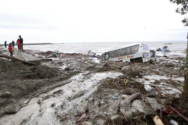Italy ban bố tình trạng khẩn cấp do lở đất