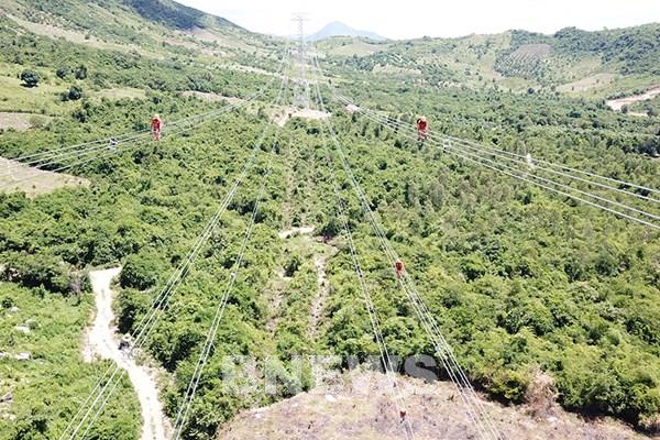 Sẵn sàng tiếp nhận vận hành Cụm công trình truyền tải giải tỏa công suất Nhiệt điện BOT Vân Phong 1