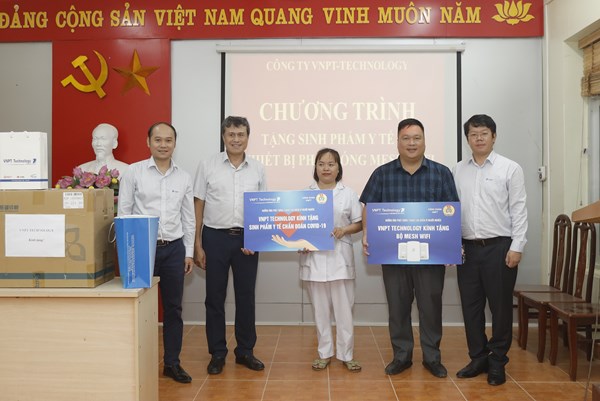 VNPT Technology hỗ trợ xã nghèo chống dịch và tiếp cận chuyển đổi số