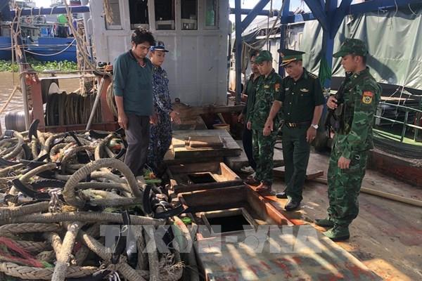 Kiên Giang: Tạm giữ tàu chở 18.000 lít dầu DO không rõ nguồn gốc trên vùng biển Tây Nam
