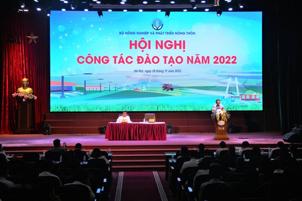 Đào tạo nguồn nhân lực nông nghiệp theo nhu cầu doanh nghiệp và thị trường