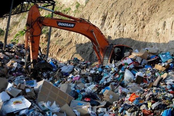 Báo động tình trạng gia tăng ô nhiễm nhựa tại Nam Phi