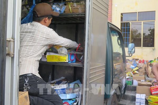 Phú Yên tạm giữ nhiều loại hàng hóa ngoại nhập không có hóa đơn