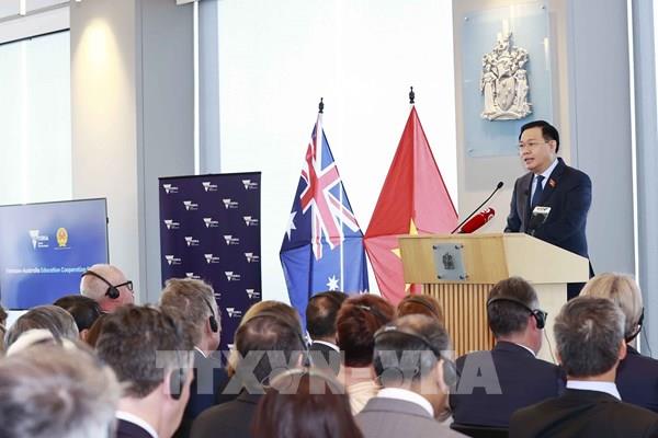 Chủ tịch Quốc hội Vương Đình Huệ dự Diễn đàn hợp tác giáo dục Việt Nam-Australia