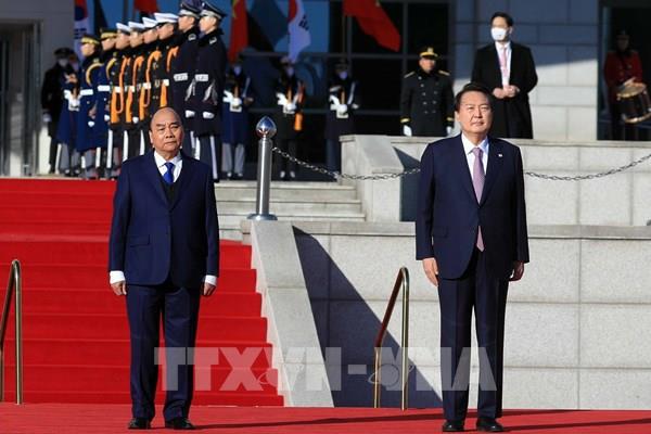 Lễ đón chính thức Chủ tịch nước Nguyễn Xuân Phúc tại thủ đô Seoul, Hàn Quốc