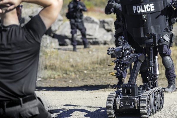 Cảnh sát San Francisco được sử dụng robot chứa chất nổ đối phó với tội phạm