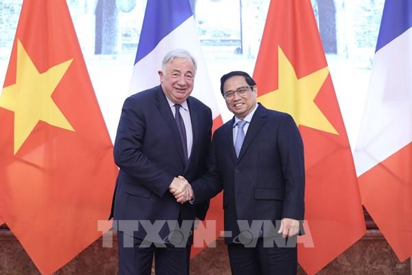 Thủ tướng Phạm Minh Chính tiếp Chủ tịch Thượng viện Cộng hòa Pháp