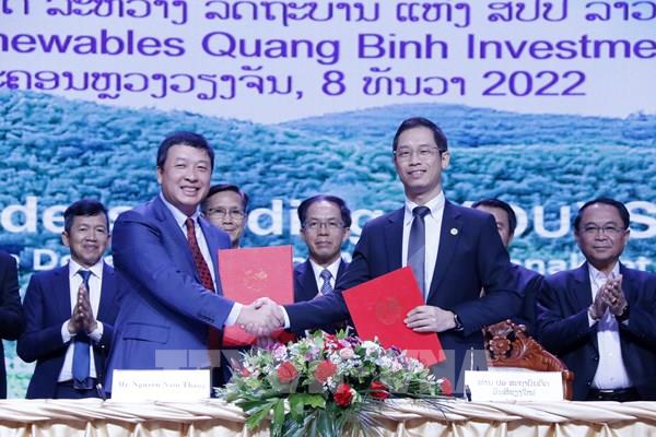 Doanh nghiệp Việt khảo sát phát triển nhà máy điện gió tại Lào