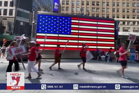 Nhân viên tờ The New York Times đình công lần đầu tiên trong 40 năm