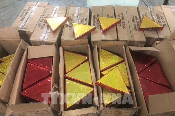 Phú Yên tạm giữ 2.500 viên pháo không có hóa đơn, chứng từ