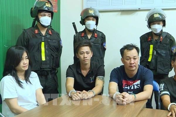 Triệt phá ổ nhóm giang hồ tổ chức cá độ bóng đá quy mô lớn