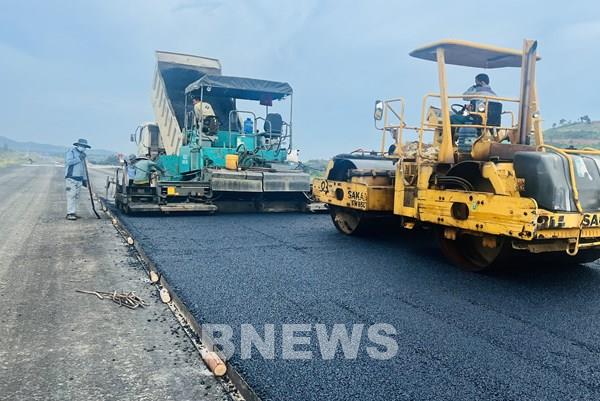 Nhà thầu nào được chấp nhận hồ sơ tại cao tốc Vạn Ninh – Cam Lộ?