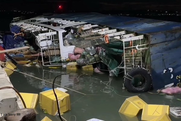 Ứng phó sự cố tràn dầu tại Bến cảng vận tải Phan Thiết, Bình Thuận