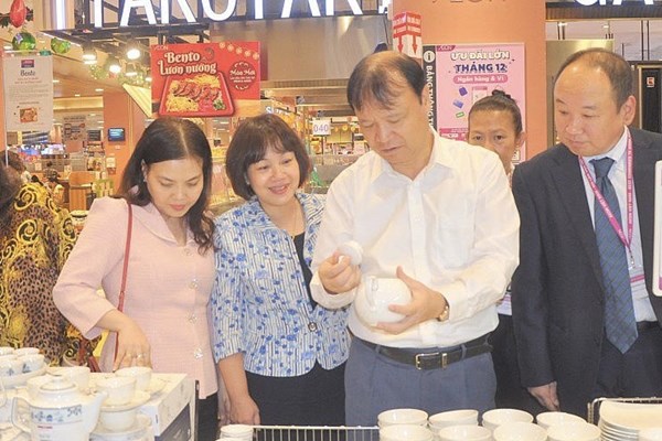 Hợp tác đưa hàng Việt vào hệ thống AEON