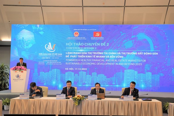 Lành mạnh hóa thị trường tài chính và bất động sản