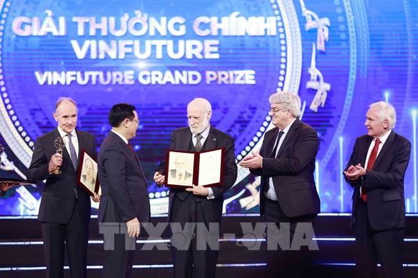VinFuture 2022 は、世界の 4 つの科学作品「ルネッサンスと復興」を表彰します
