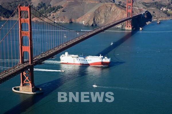 Tàu chở xe VinFast VF 8 đã cập cảng Benicia (California, Mỹ)