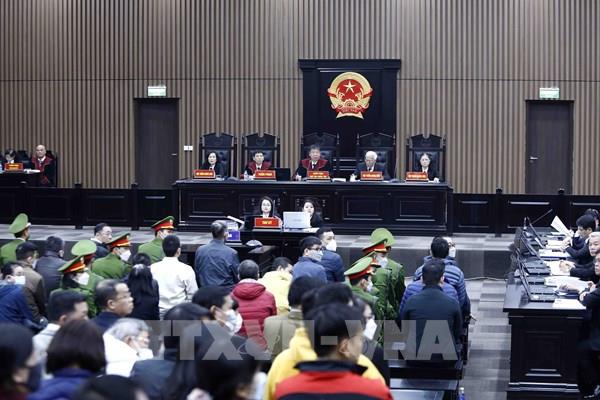 Xét xử vụ AIC: Một bị cáo bỏ trốn gửi đơn xin xét xử vắng mặt và chấp nhận mọi phán quyết của Tòa