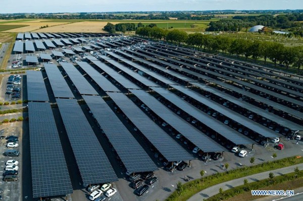 Công viên Pairi Daiza xây bãi đỗ xe năng lượng Mặt Trời lớn nhất thế giới