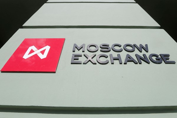 Khối lượng giao dịch trên sàn Moskva Exchange lại vượt mốc 1 triệu tỷ ruble