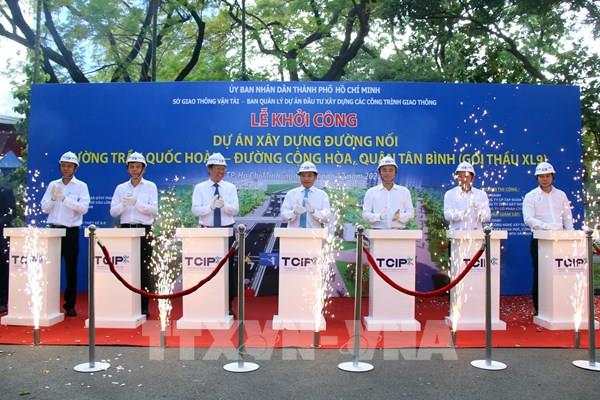 Khởi công xây dựng đường nối khu vực cửa ngõ sân bay Tân Sơn Nhất