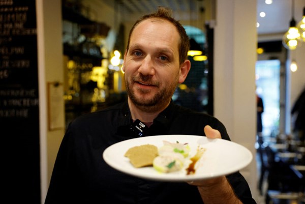 Ngành hàng ăn uống Pháp đứng trước nguy cơ quá tải