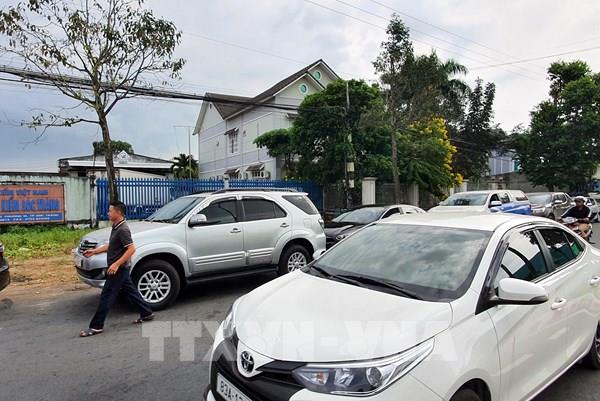 Chủ tịch UBND tỉnh Bạc Liêu chỉ đạo khắc phục chậm trễ trong đăng kiểm xe ô tô