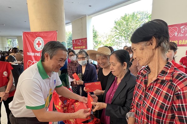 PVFCCo giành gần 20 tỷ đồng để lan toả “Xuân yêu thương - Tết sẻ chia” 