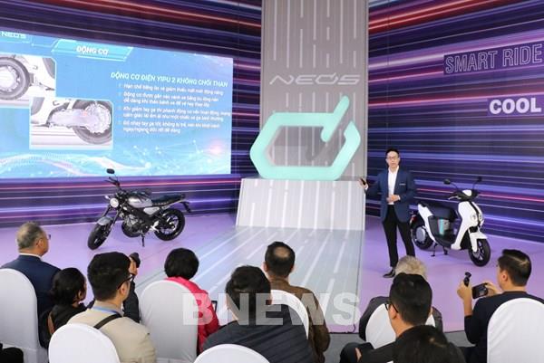 Yamaha Motor Việt Nam ra mắt xe tay côn XS155R và xe điện NEO’S