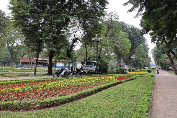 Phố đi bộ phố Trần Nhân Tông (Hà Nội) và phụ cận chính thức đi vào hoạt động