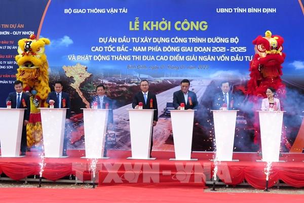 Bình Định khởi công dự án Hoài Nhơn - Quy Nhơn, tổng đầu tư hơn 12.400 tỷ đồng