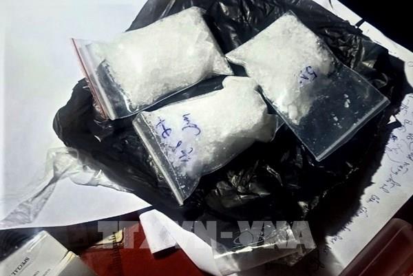 Tước danh hiệu Công an nhân dân đối với 2 nữ cán bộ sử dụng ma túy