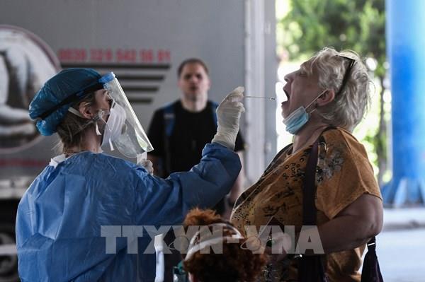 EU chia rẽ về các biện pháp phòng dịch COVID-19 trước việc Trung Quốc mở cửa