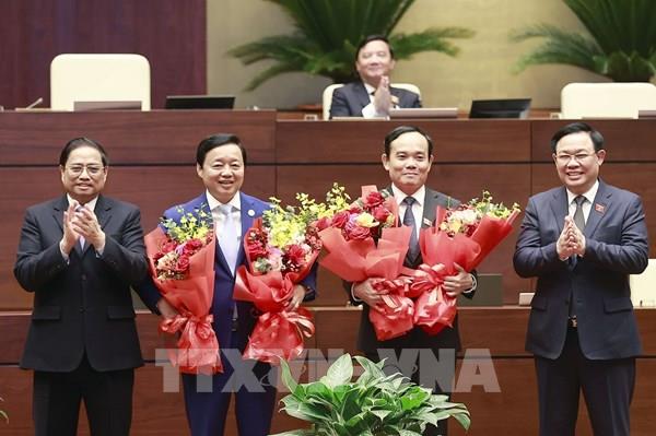 Phê chuẩn đề nghị bổ nhiệm hai Phó Thủ tướng Trần Hồng Hà, Trần Lưu Quang