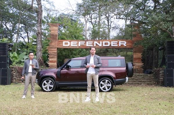 Ra mắt Land Rover Defender 130 Mới với giá bán từ 5,989 tỷ đồng