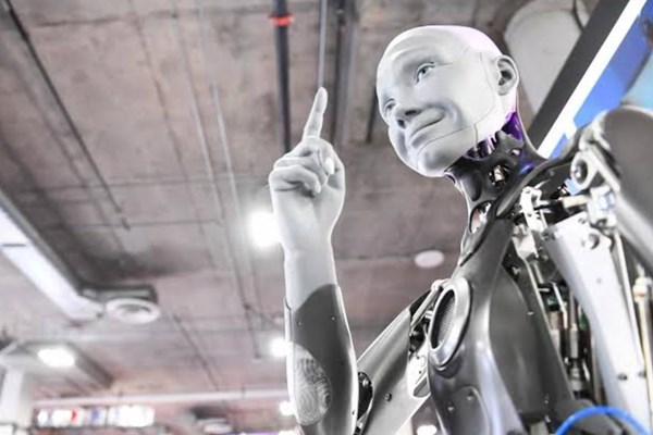 Sức hấp dẫn của người máy trí tuệ nhân tạo