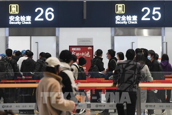 Trung Quốc nới lỏng quy định nhập cảnh với công dân Nhật Bản và Hàn Quốc