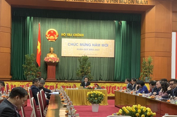 Bộ Tài chính: Chuyển điều hành xăng dầu cho cơ quan nào cũng phải thực hiện tốt lên