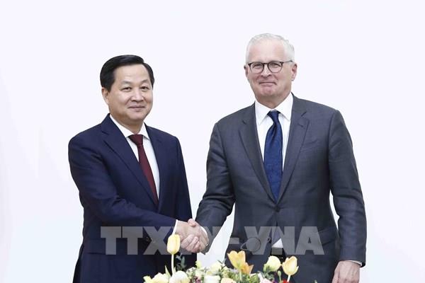 Phó Thủ tướng Lê Minh Khái đề nghị SIA phát triển ngành công nghiệp bán dẫn tại Việt Nam