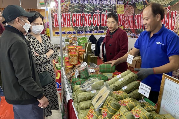 Khai mạc hội chợ Xuân Quý Mão