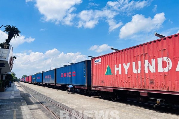 Đường sắt khởi động chạy đoàn tàu chuyên container Việt Nam – Kazakhstan