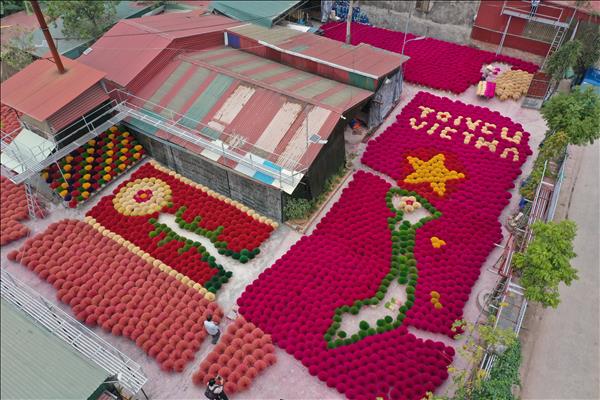 Độc đáo làng hương Quảng Phú Cầu thu hút nhiều du khách