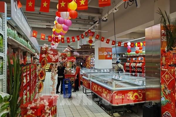 Khai trương tuần hàng Việt Nam tại Pháp nhân dịp Tết Nguyên đán