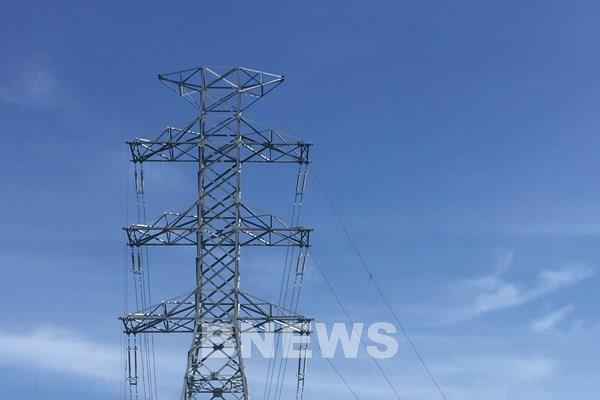 Lưới điện 500kV Bắc - Nam tiếp tục phải truyền tải cao