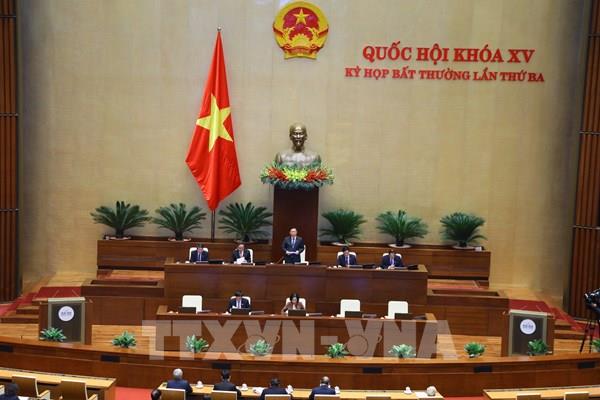 Quốc hội thông qua Nghị quyết miễn nhiệm chức vụ Chủ tịch nước, cho thôi nhiệm vụ ĐBQH đối với ông Nguyễn Xuân Phúc