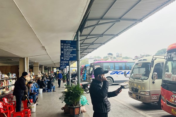 Doanh nghiệp vận tải sẵn sàng tăng chuyến phục vụ người dân dịp Tết Nguyên đán