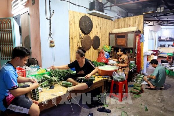 Xóm bánh tét nổi tiếng ở Thành phố Hồ Chí Minh