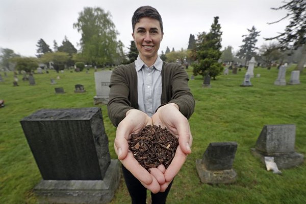 Bang New York hợp pháp hóa việc chôn cất "xanh" 